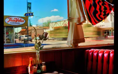 Richard Heeps Unveils Powerful Imagery of Everyday Life