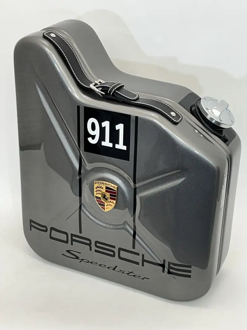 Click Here To Enlarge This Photo Of Porsche - Jerrycan