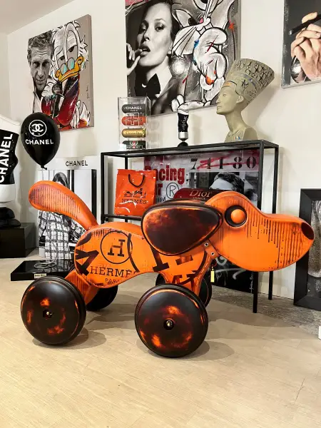Click Here To Enlarge This Photo Of Hermès Dog