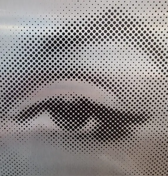 Click Here To Enlarge This Photo Of Hot Lips - Dan Pearce