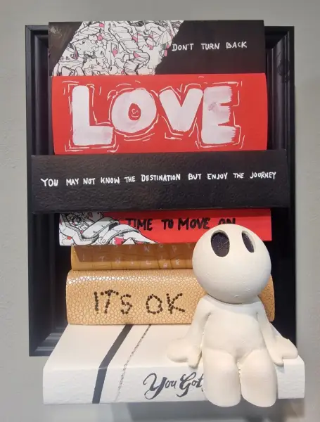 Click Here To Enlarge This Photo Of Books - Big Love