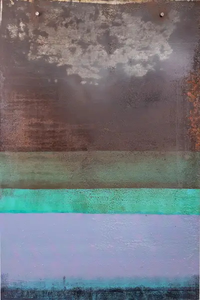 Click Here To Enlarge This Photo Of Haze Light Ore