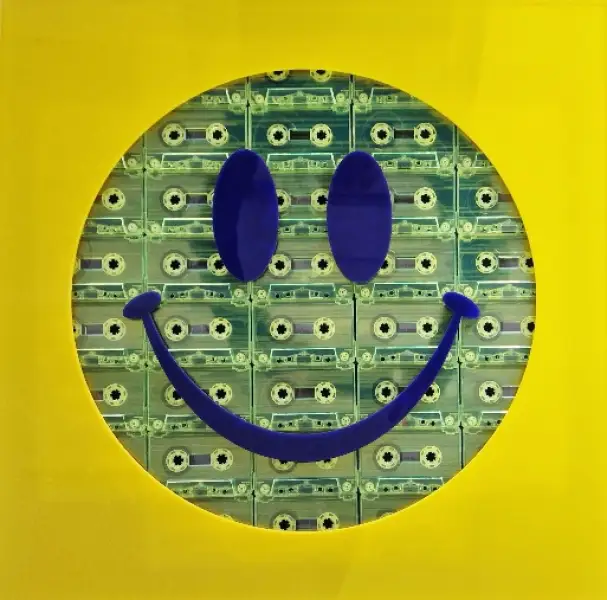 Click Here To Enlarge This Photo Of Cassette Smiley