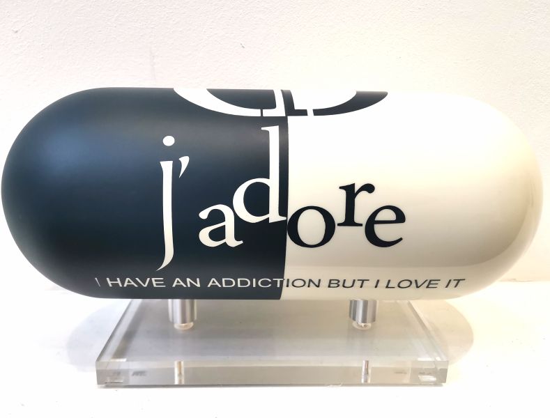 Click Here To Enlarge This Photo Of Dior Addict